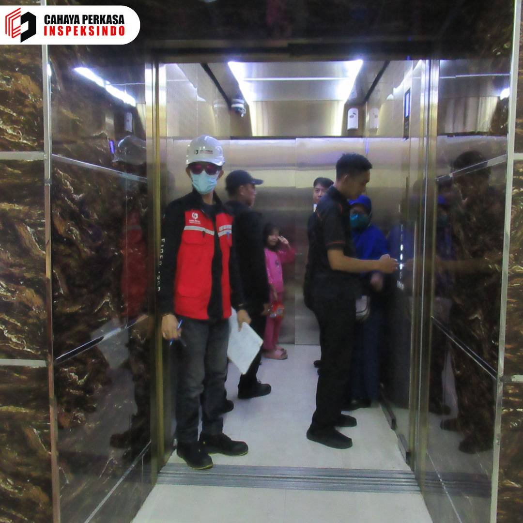 Elevator dan Eskalator